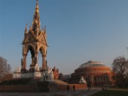 2008_04_22_079_londres_albert_memorial_et_royal_albert_hall