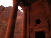 2008_10_28_051_jordanie_petra_le_khazneh