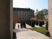 2009_04_20_008_prague_chateau