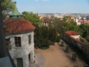 2009_04_20_065_prague_chateau_jardins
