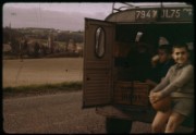 1964_04_raymond_a15_gouter_dans_petronille