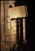 1965_08_raymond_l05_chablis_eglise_st_martin_lutrin