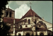 1965_08_raymond_l18_vezelay_la_basilique